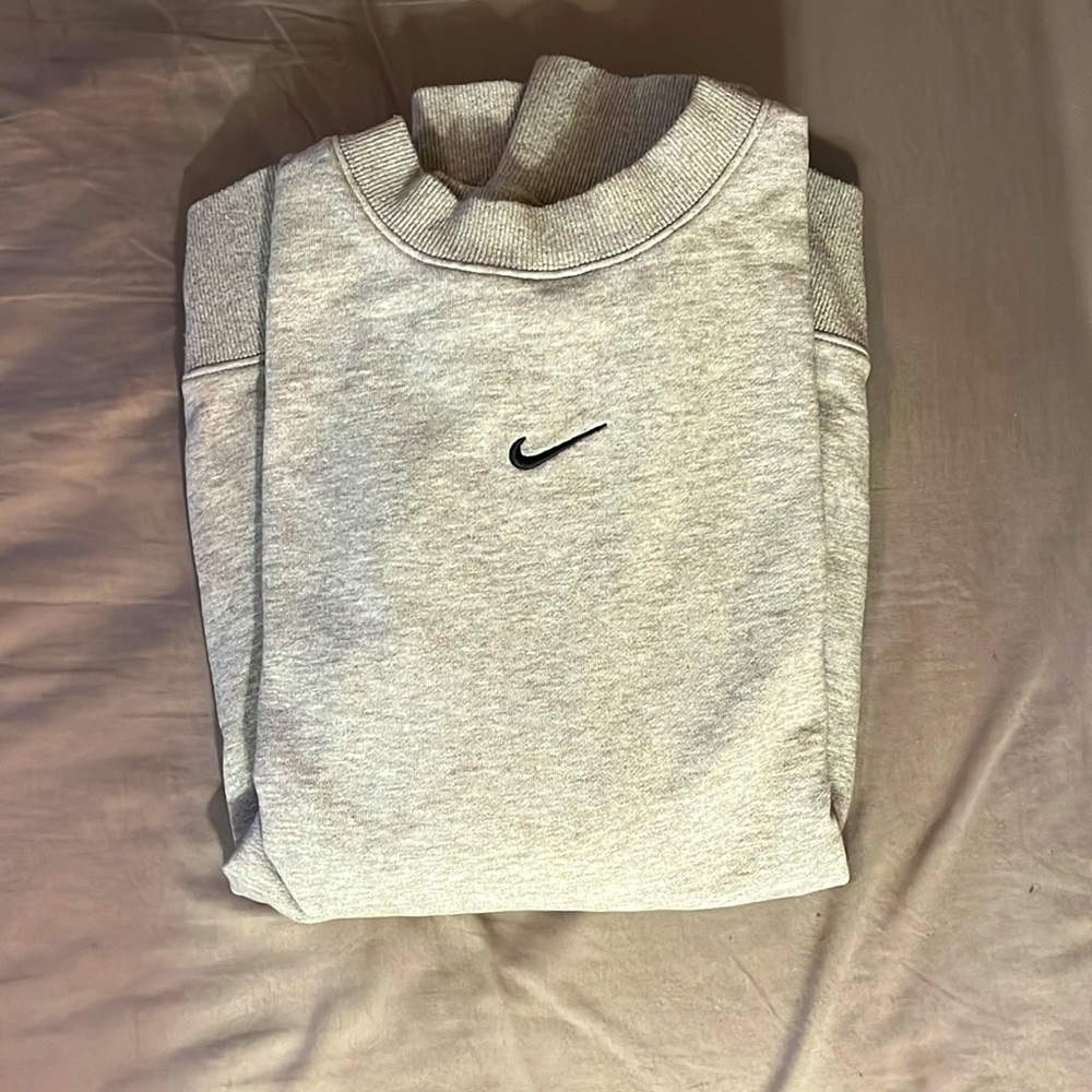 Center Swoosh Sweatshirt - Gray - L